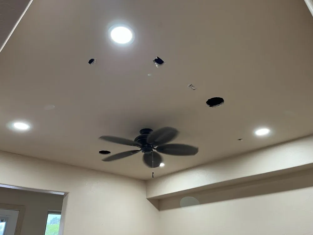 Licensed lighting installation service in ,  - D and L Walton Electric