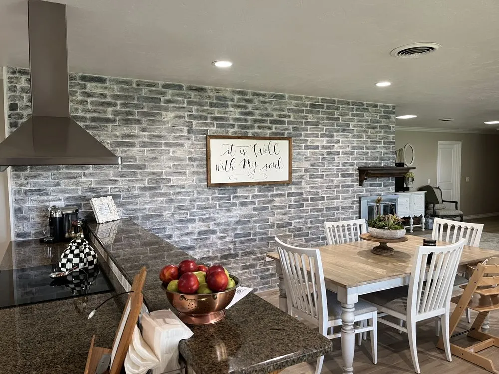 Slide of D and L Walton Electric