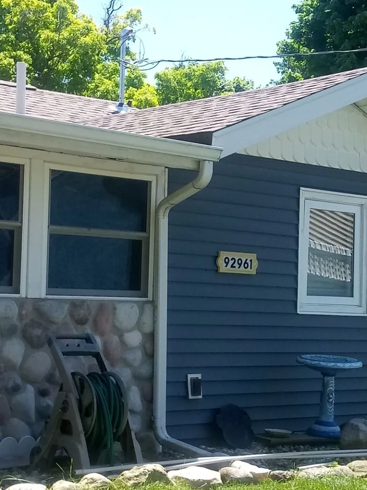 Slide of D B Electric