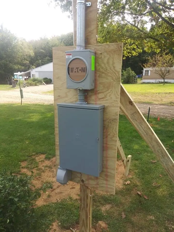 Slide of D B Electric