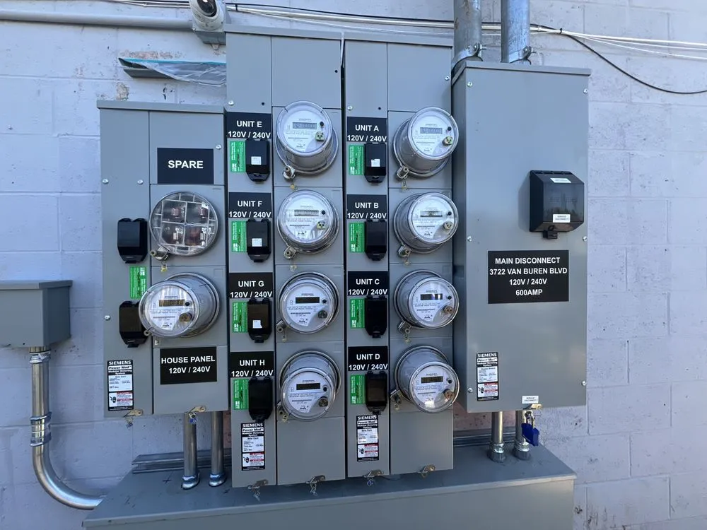 Slide of D-Bac Lighting and Electric