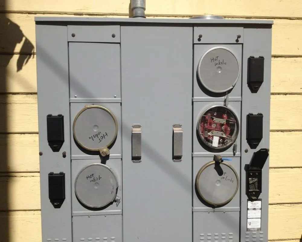 Slide of D D D Electrical Services