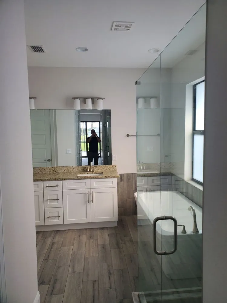 Slide of D Electrical Services