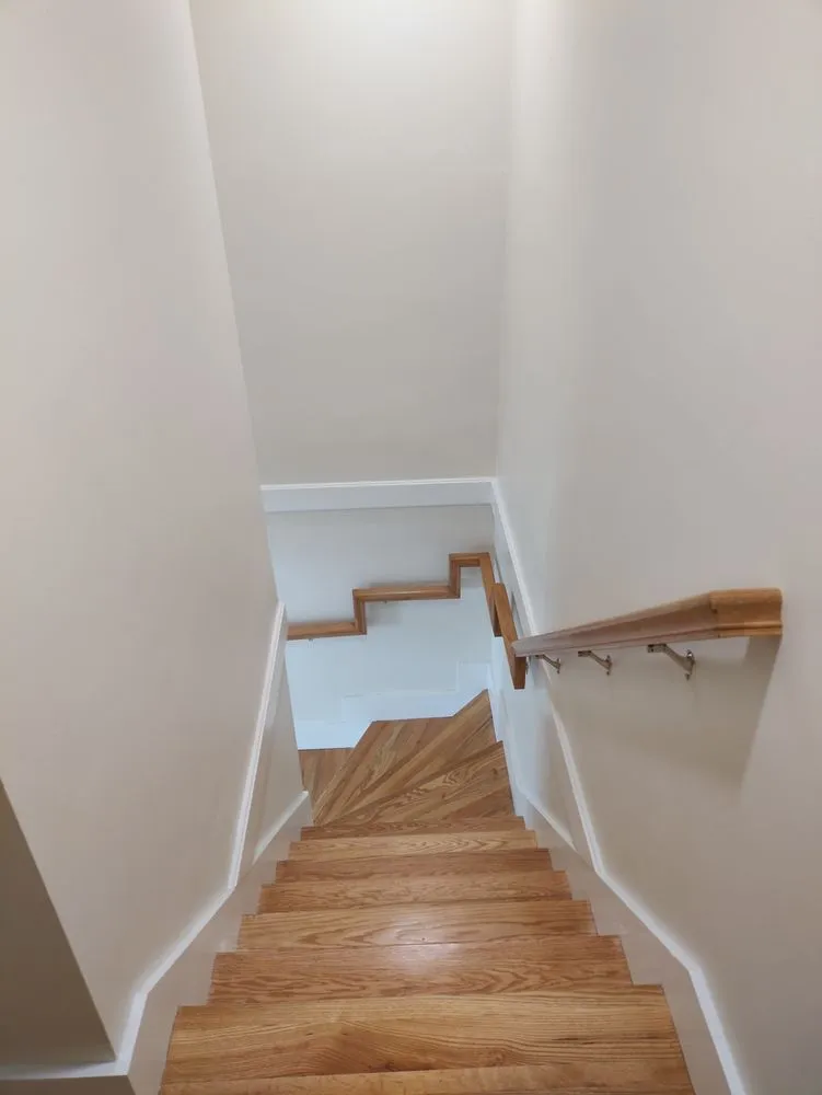 Slide of D Flores Construction