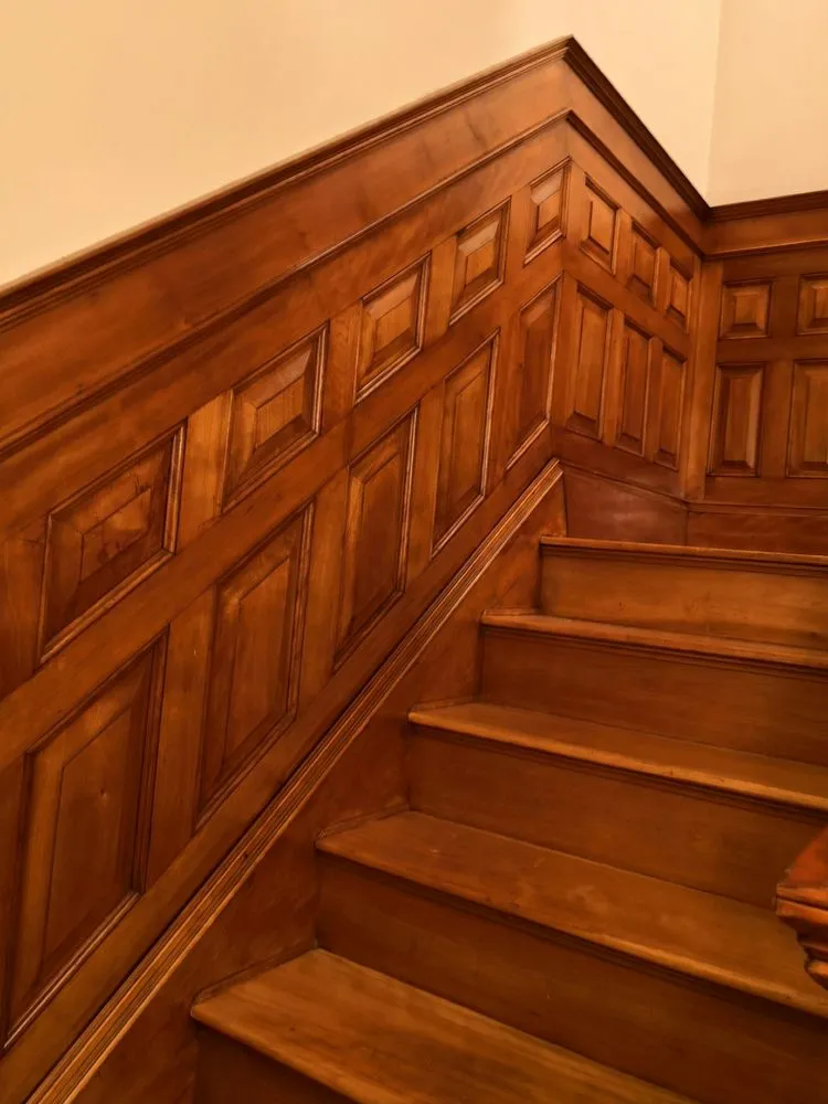 Slide of D Flores Construction