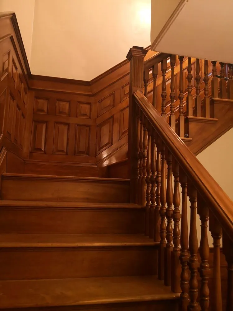 Slide of D Flores Construction