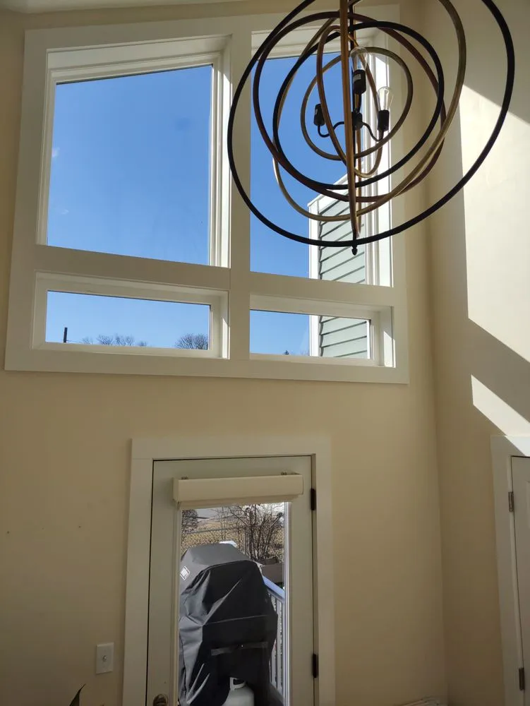 Slide of D Flores Construction