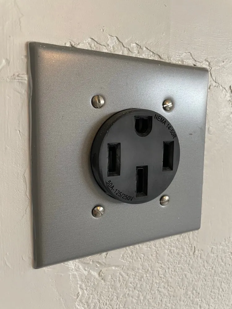 Slide of D-Line Electric