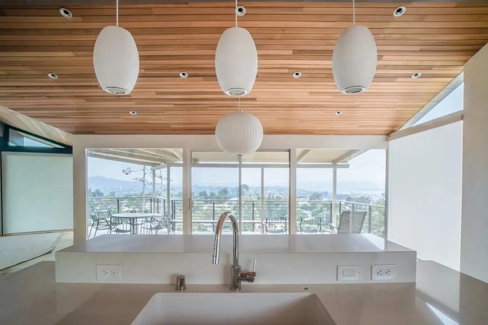 Slide of D M Electric