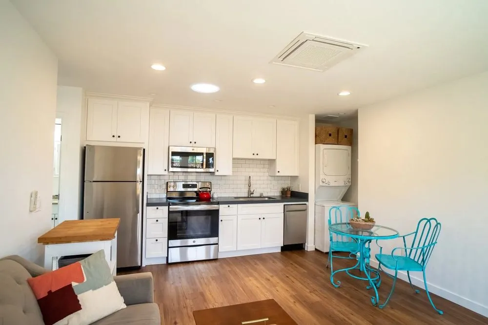 Slide of D M Electric