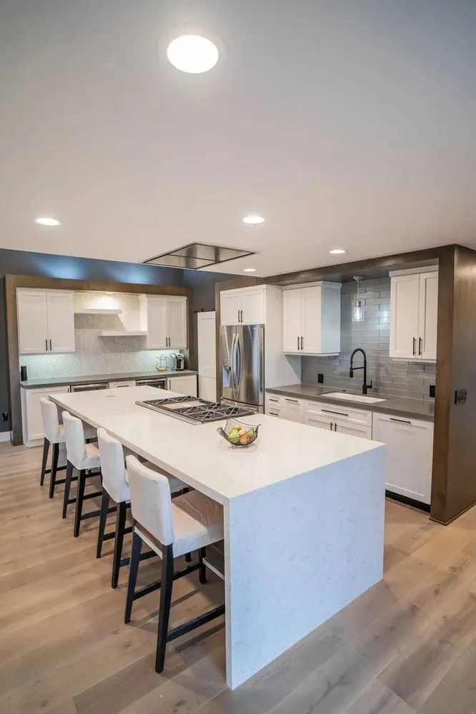 Slide of D M Electric