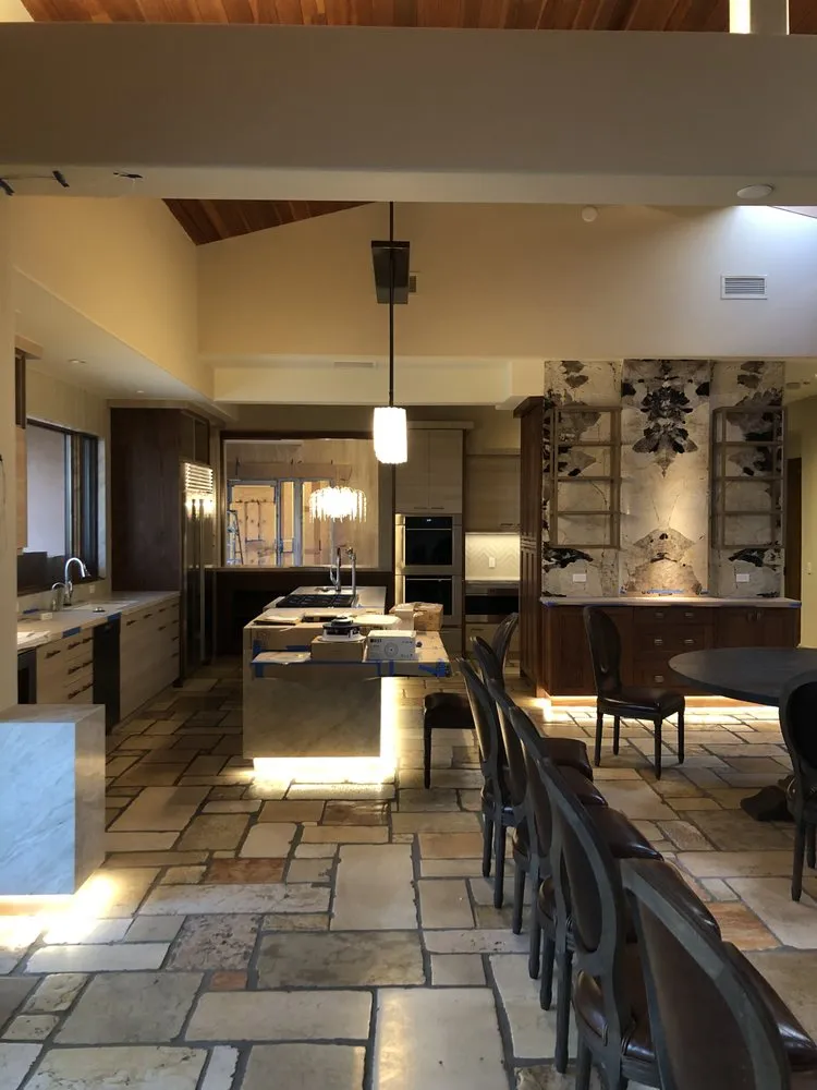 Slide of D R Electric