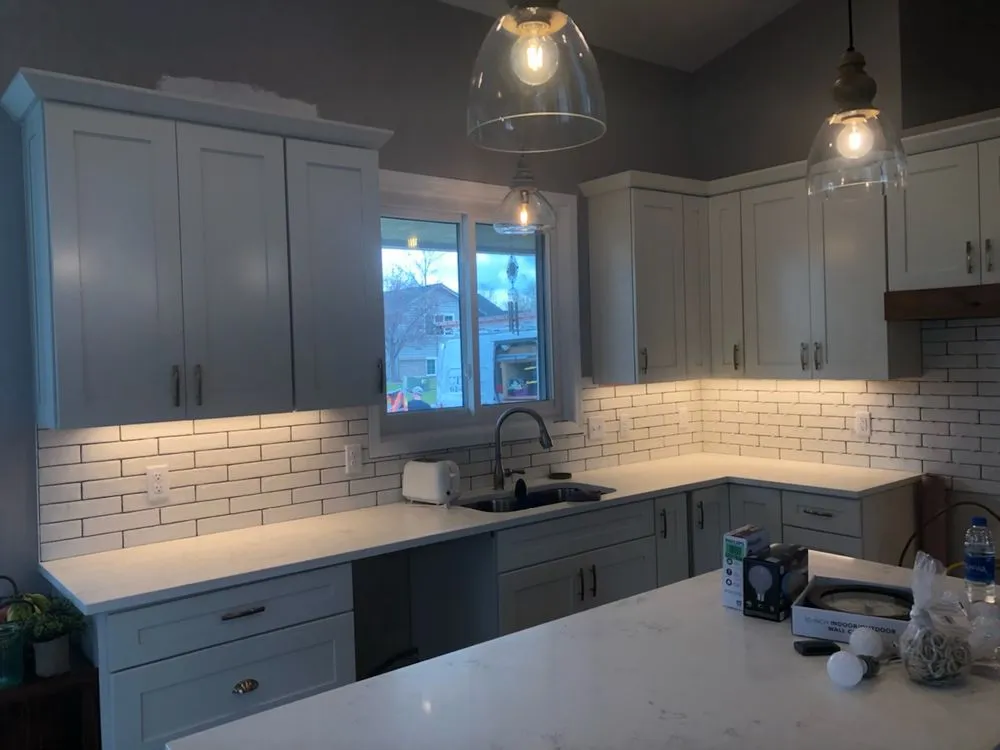 Slide of D R Electric