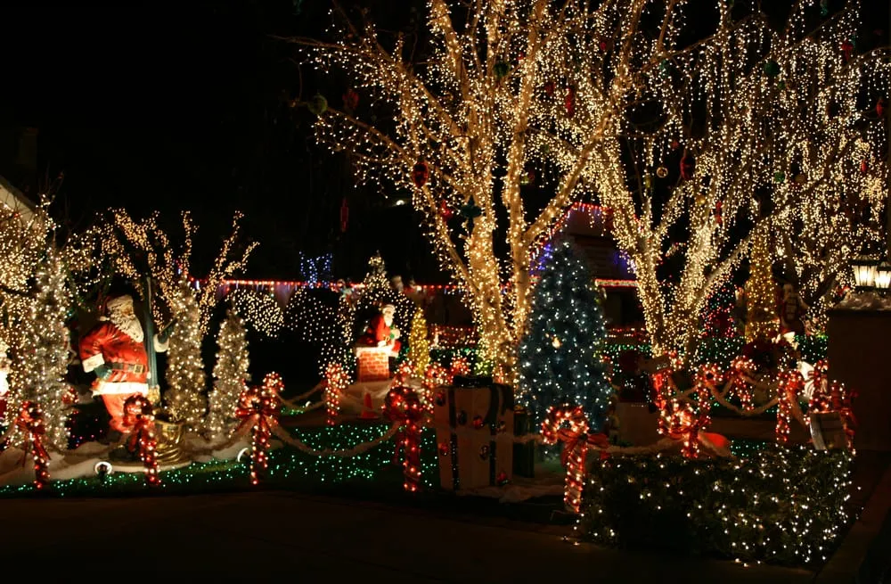 Slide of D-Tek Christmas Creations