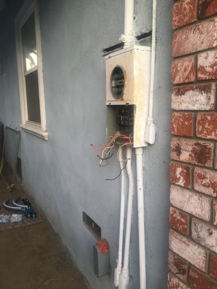 Slide of D3 Electric