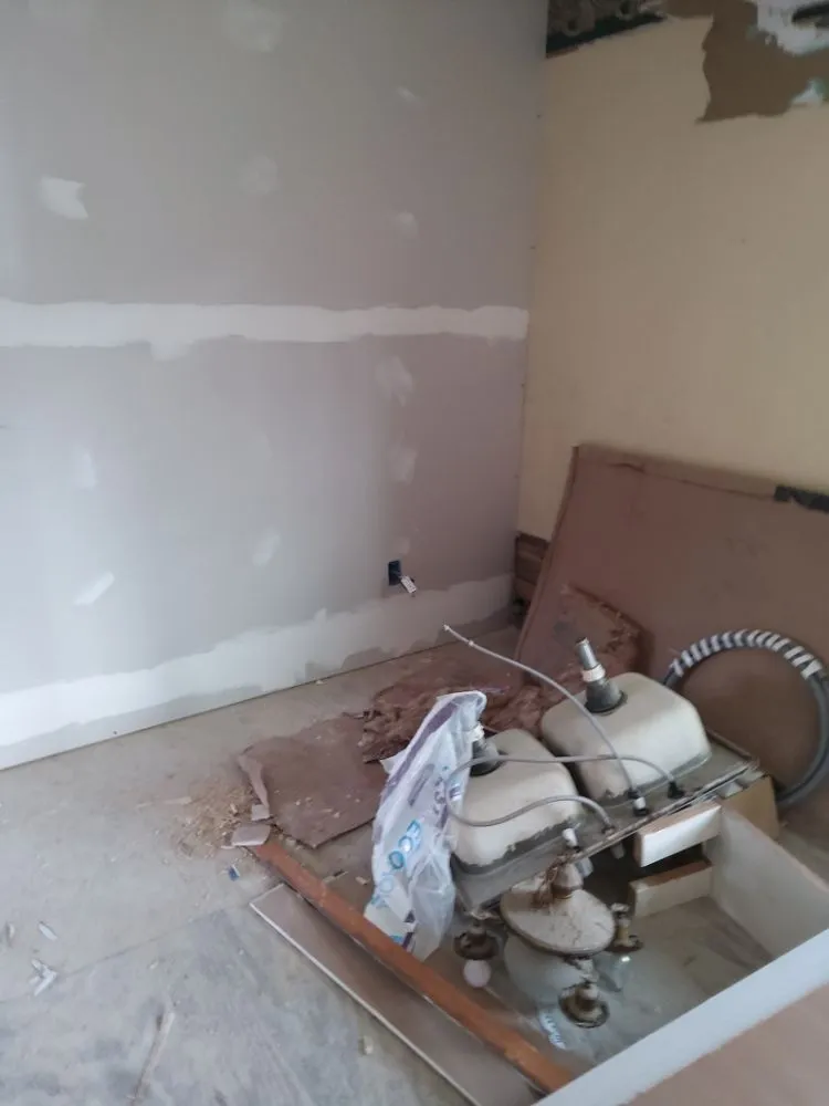 Slide of D&A Electric