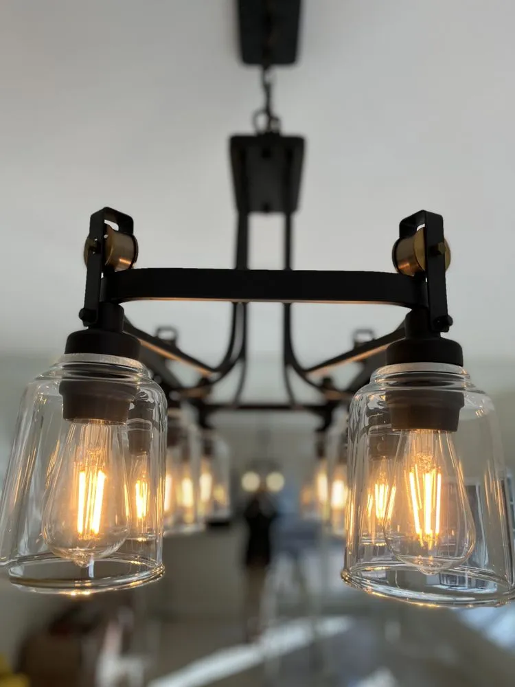 Slide of D&A Electric Services