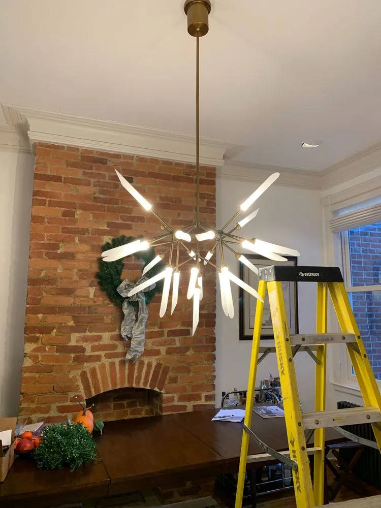 Slide of D&A Electric Services