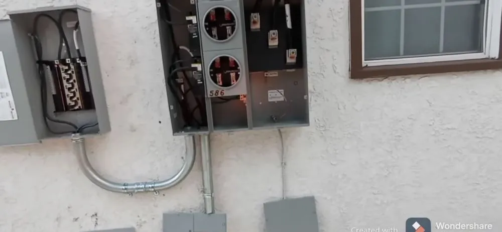 Slide of D&A Electric