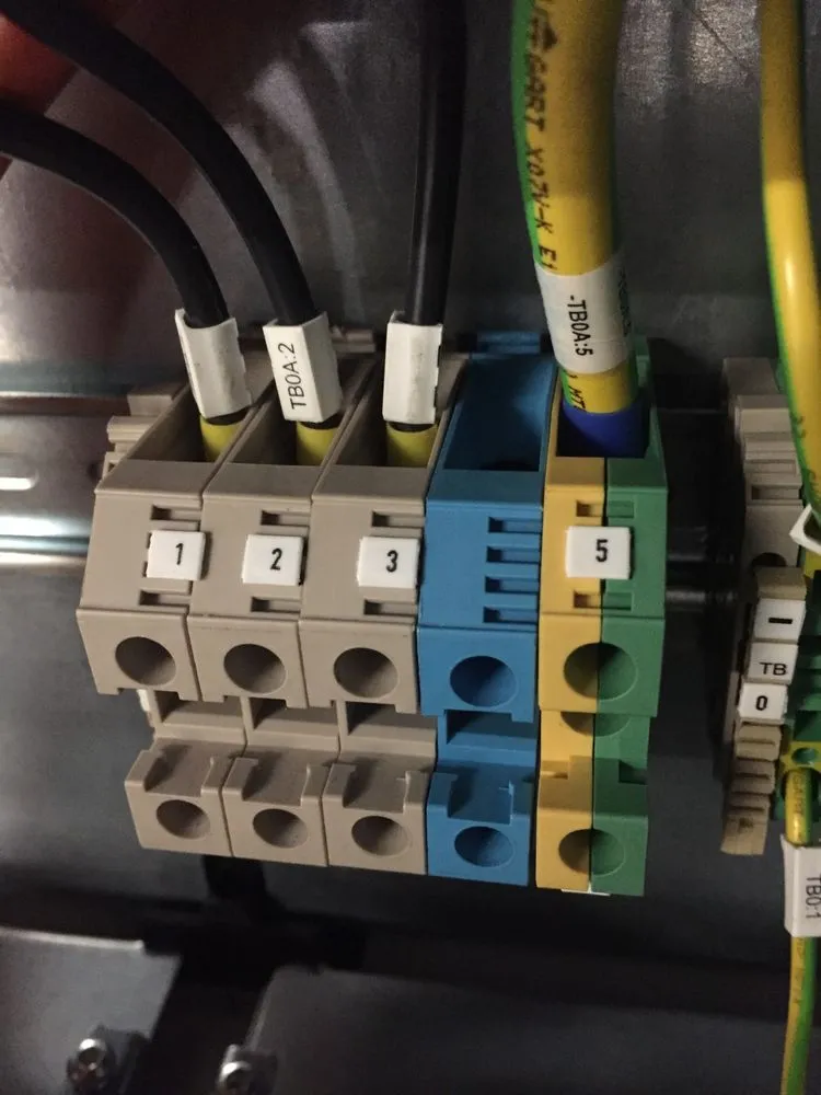 Slide of D&A Electric