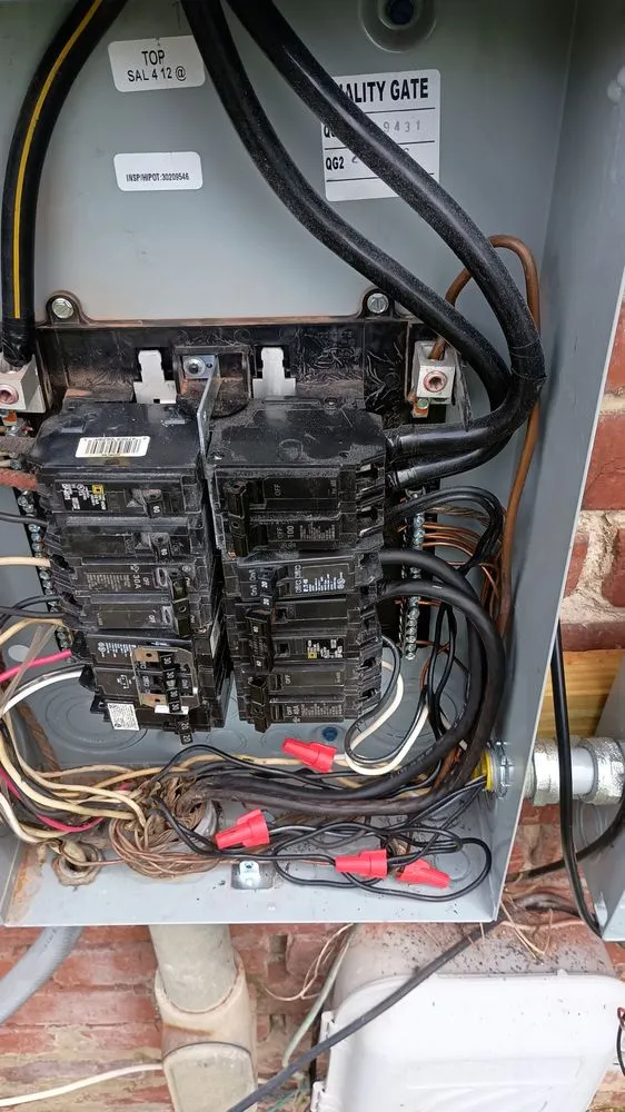 Professional outlet and switch repair service in Knoxville, TN - Dabz Co LLC Electrical &building contractors