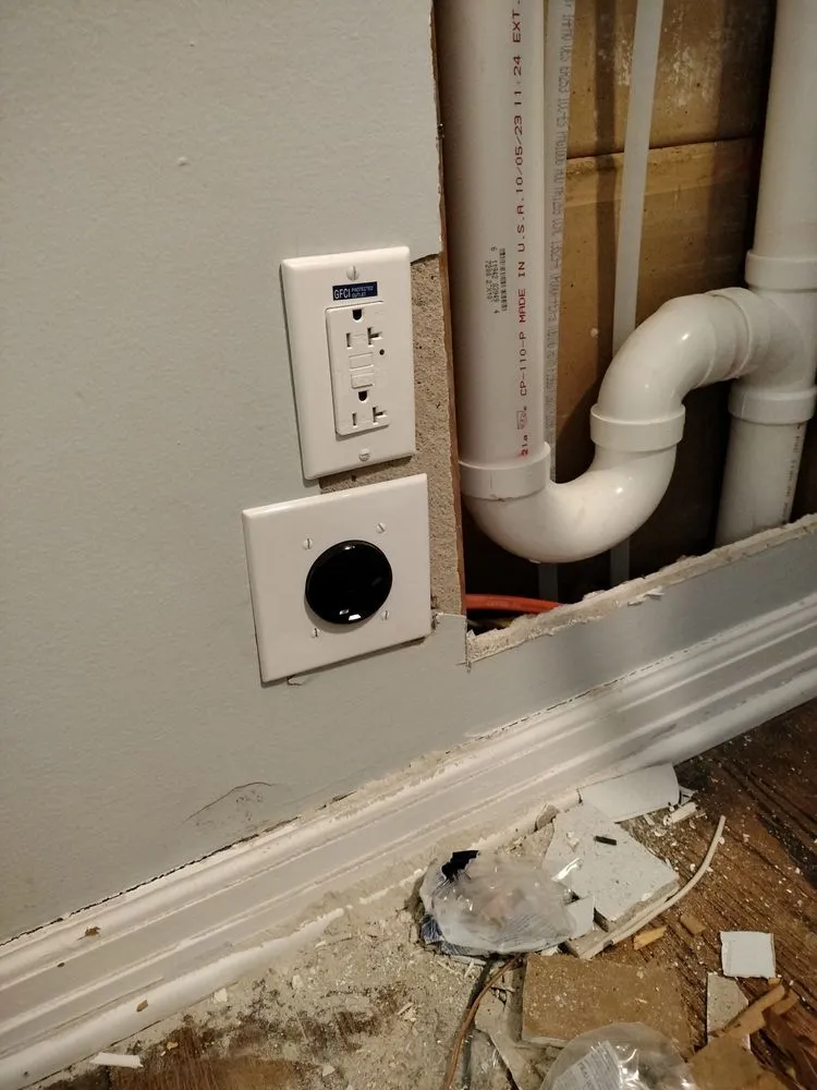 Trusted electrician providing wiring installation in Knoxville, TN - Dabz Co LLC Electrical &building contractors
