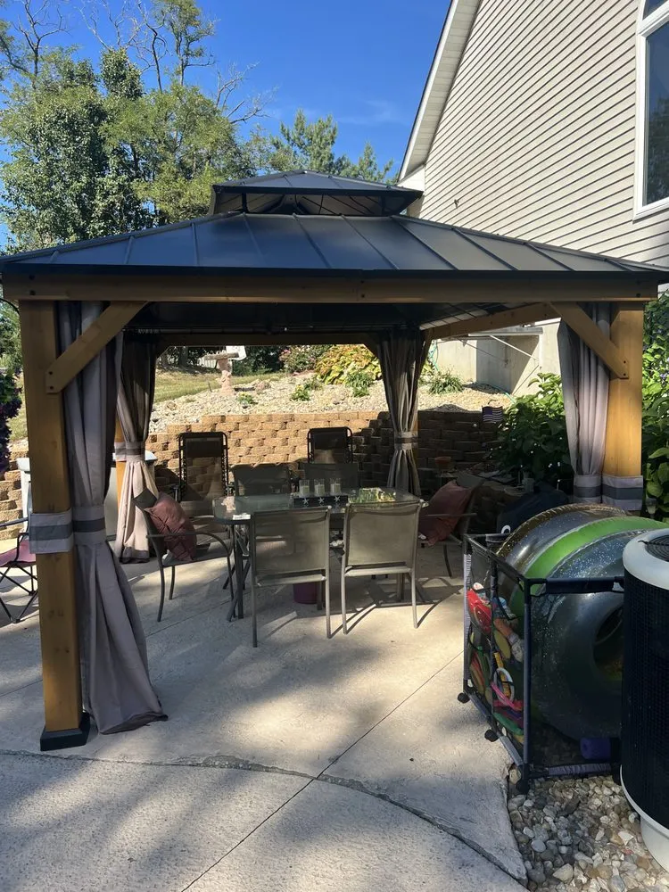 Slide of Dads Handyman Service Of Alton