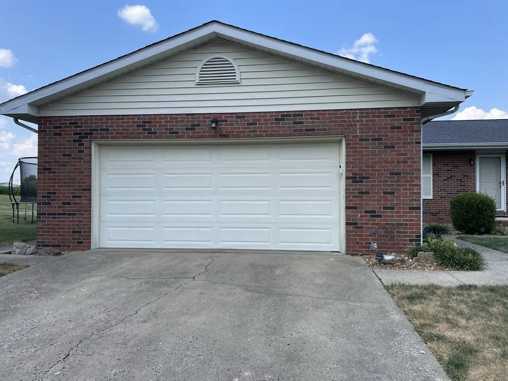 Slide of Dads Handyman Service Of Alton