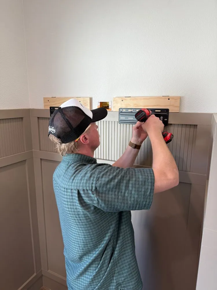 Slide of Dad’s Home Pros