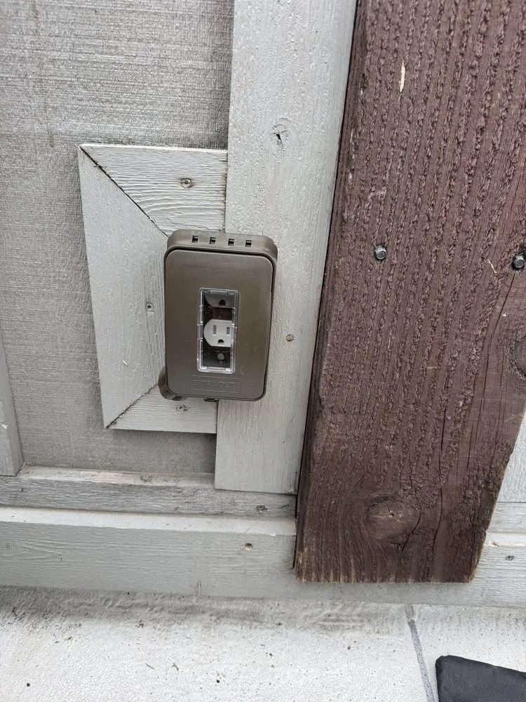 Slide of Dad’s Home Pros