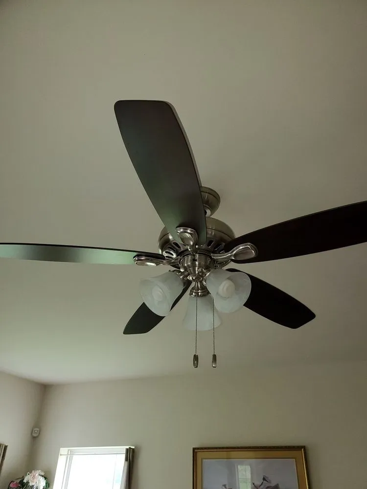 Slide of Dahan Electric