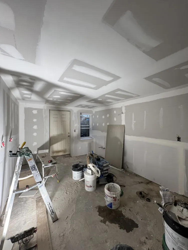 Slide of Dakis Contracting