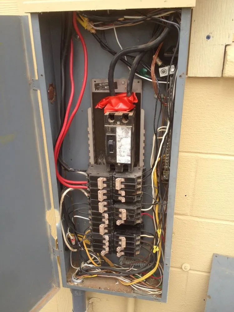 Slide of Dale Smith Services