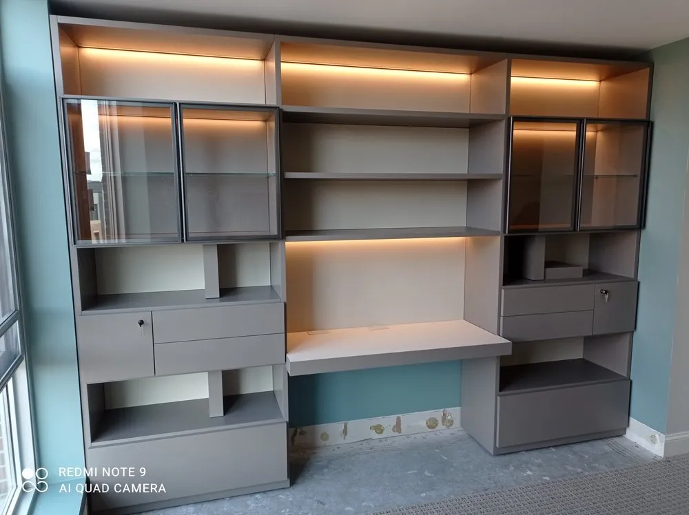 Slide of Damian Handyman General contractor