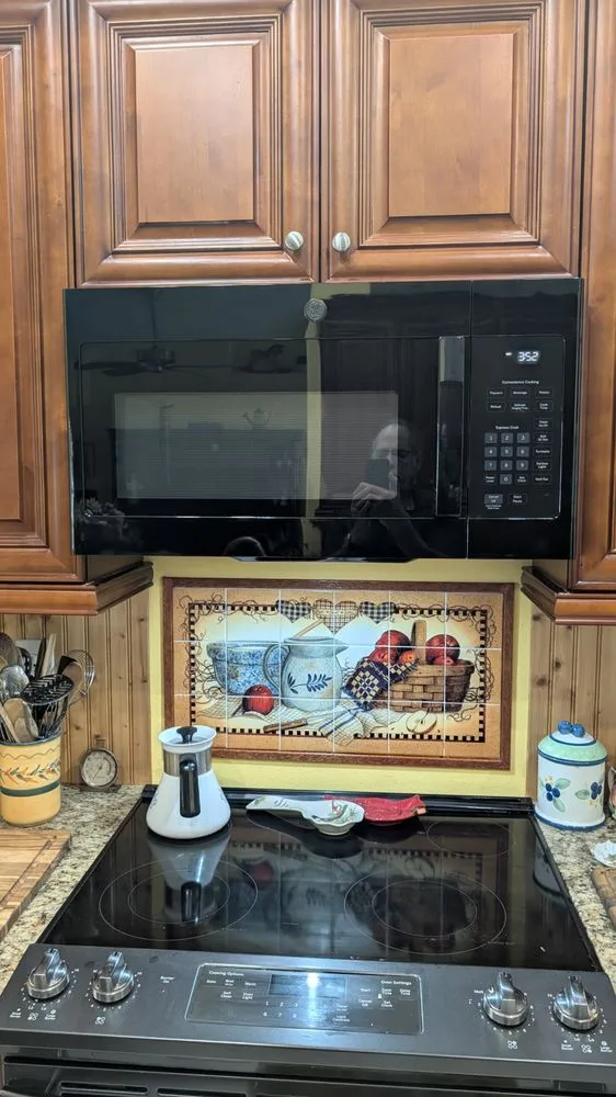 Slide of Damian Handyman General contractor