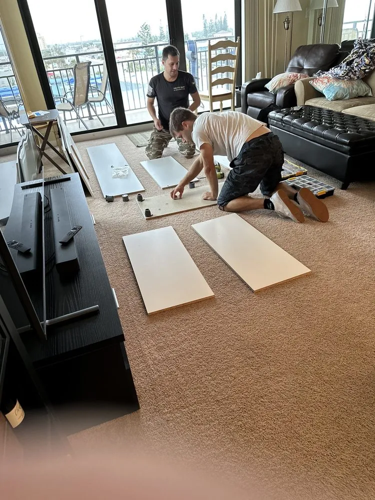 Slide of Damian Handyman General contractor