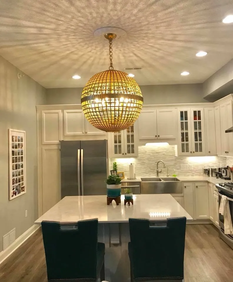 Slide of Damyans Electric