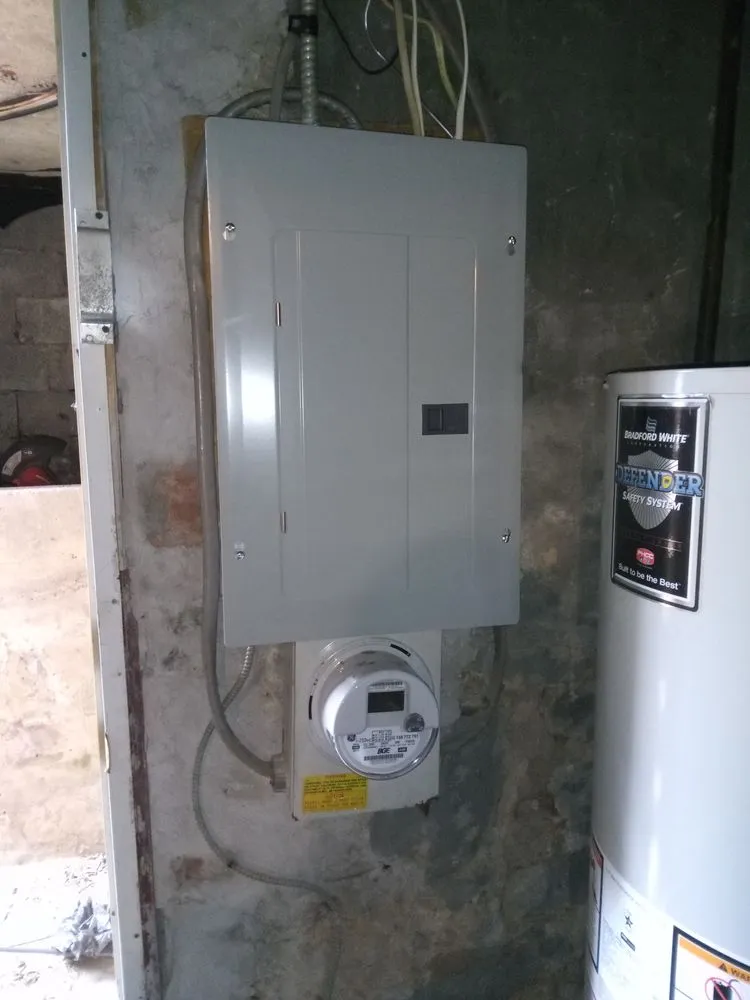 Slide of Dan & Gloria's Electrical Services