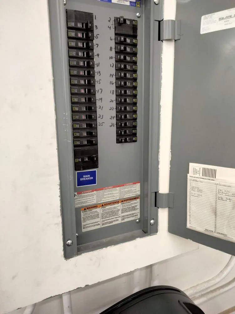 Slide of Dan Blount Electric