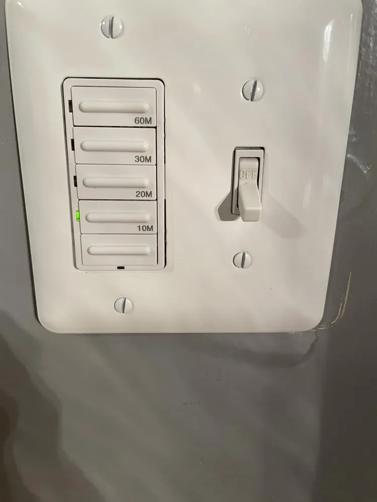 Slide of Dan Ellis Home Services