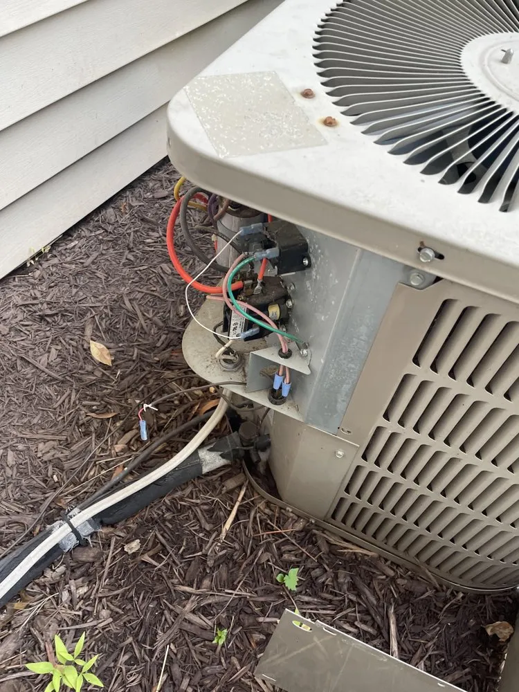 Slide of Dan Ellis Home Services