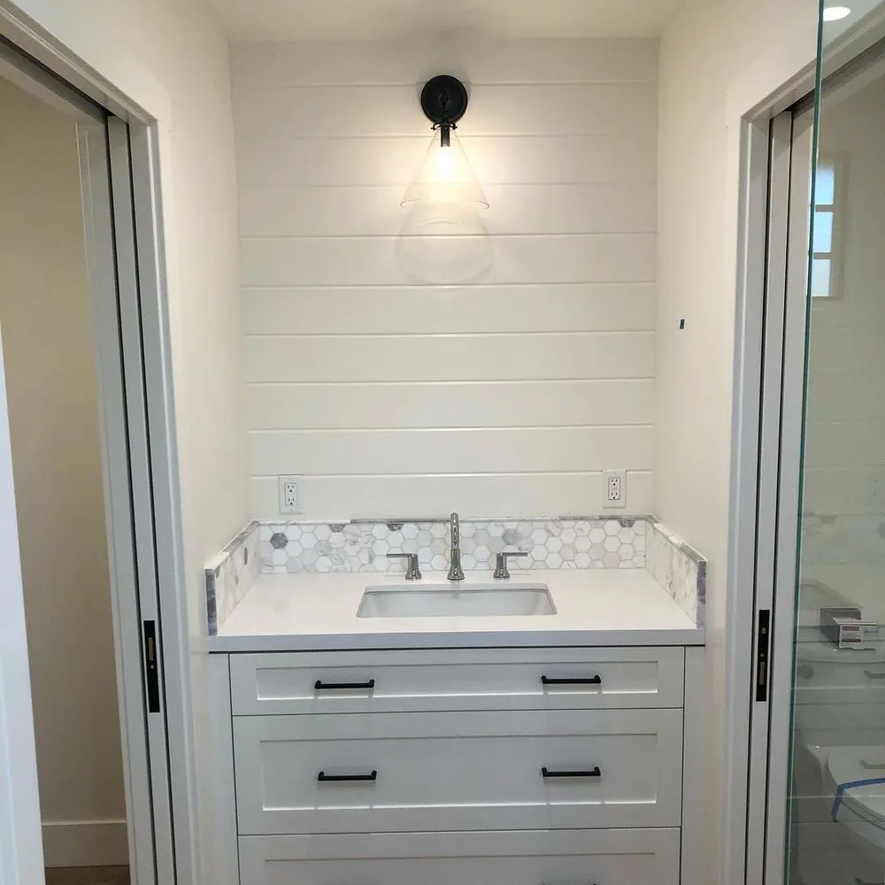 Slide of Dana Cove Certified Electrician