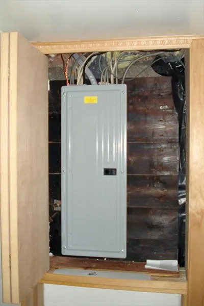 Slide of Dana Electric