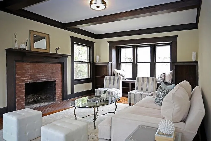 Slide of Dana Electric