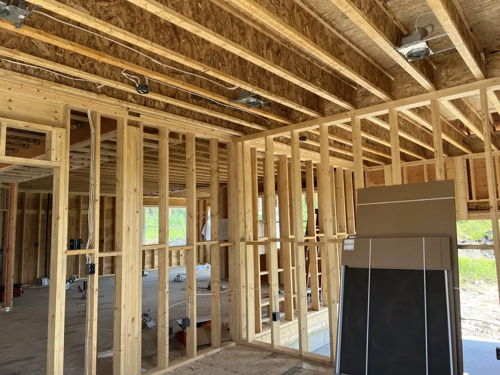 Slide of Daniel Coelho Electrician