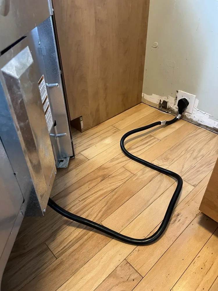 Slide of Daniel Kuhlmann Appliance Services