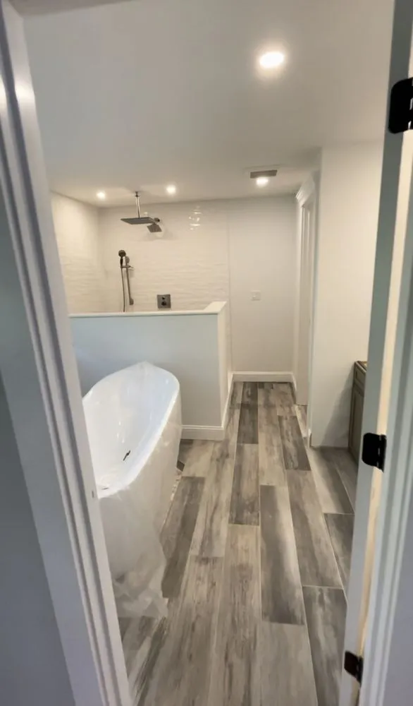 Slide of Daniel Sinclair Electrician