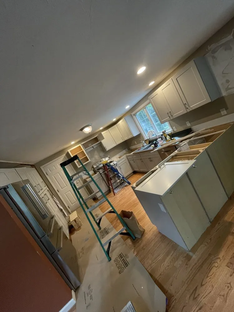 Slide of Daniel Sinclair Electrician