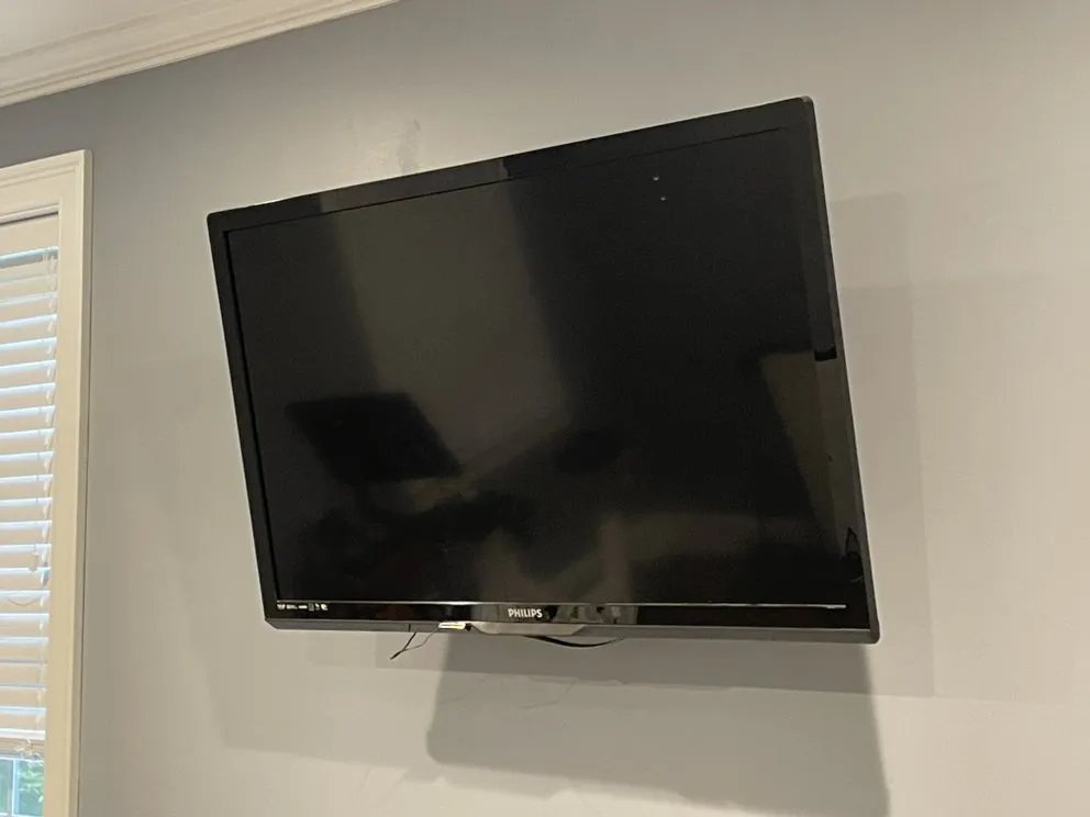 Slide of Daniel T Souza Electrician