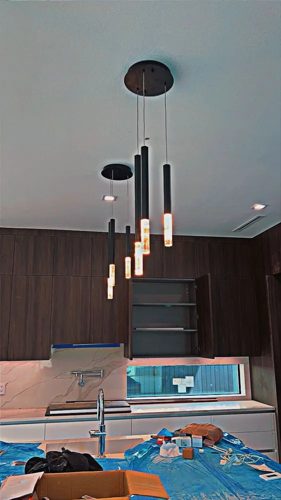 Slide of Danielito Electric